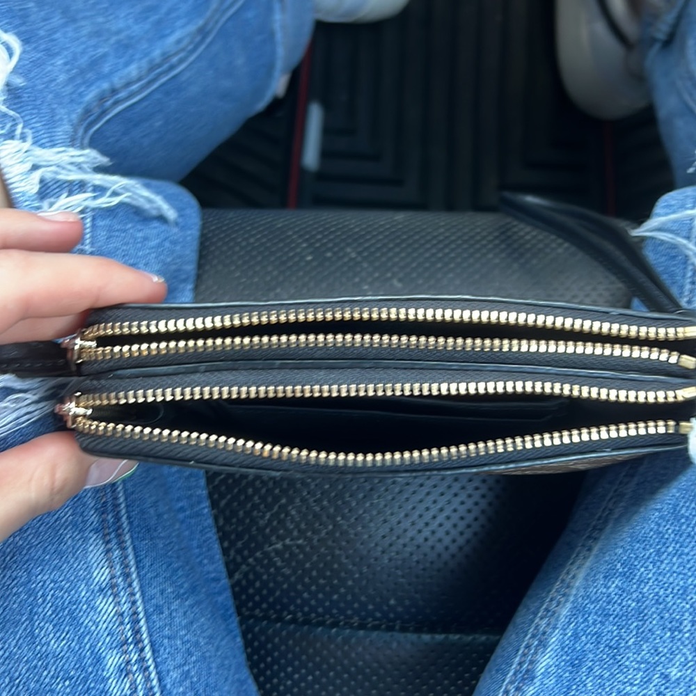 Coach Wallet - Picture 3 of 5